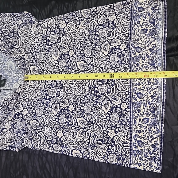 ★ 3 for $10 ★ TAHARI Blouse - Picture 4 of 5